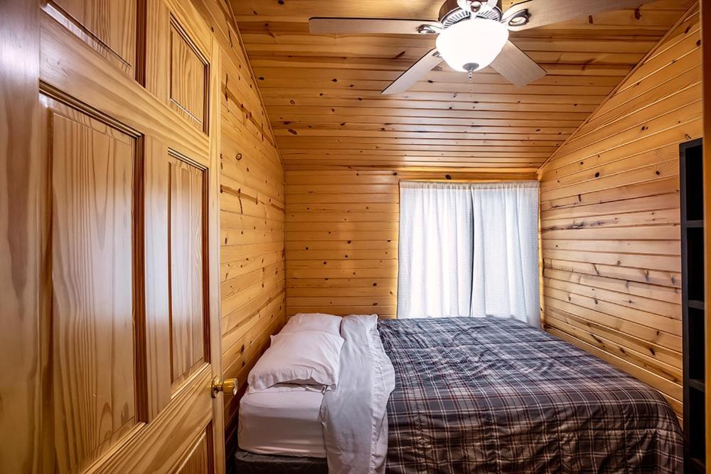 Big River Escape Riverside Cabins Buffalo City Exterior foto