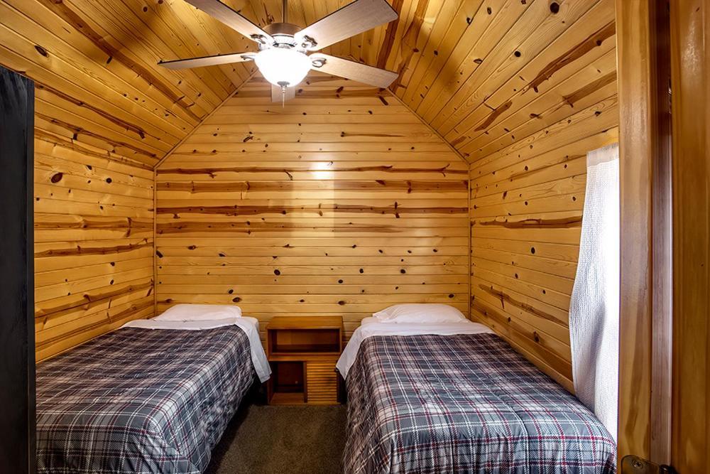 Big River Escape Riverside Cabins Buffalo City Exterior foto