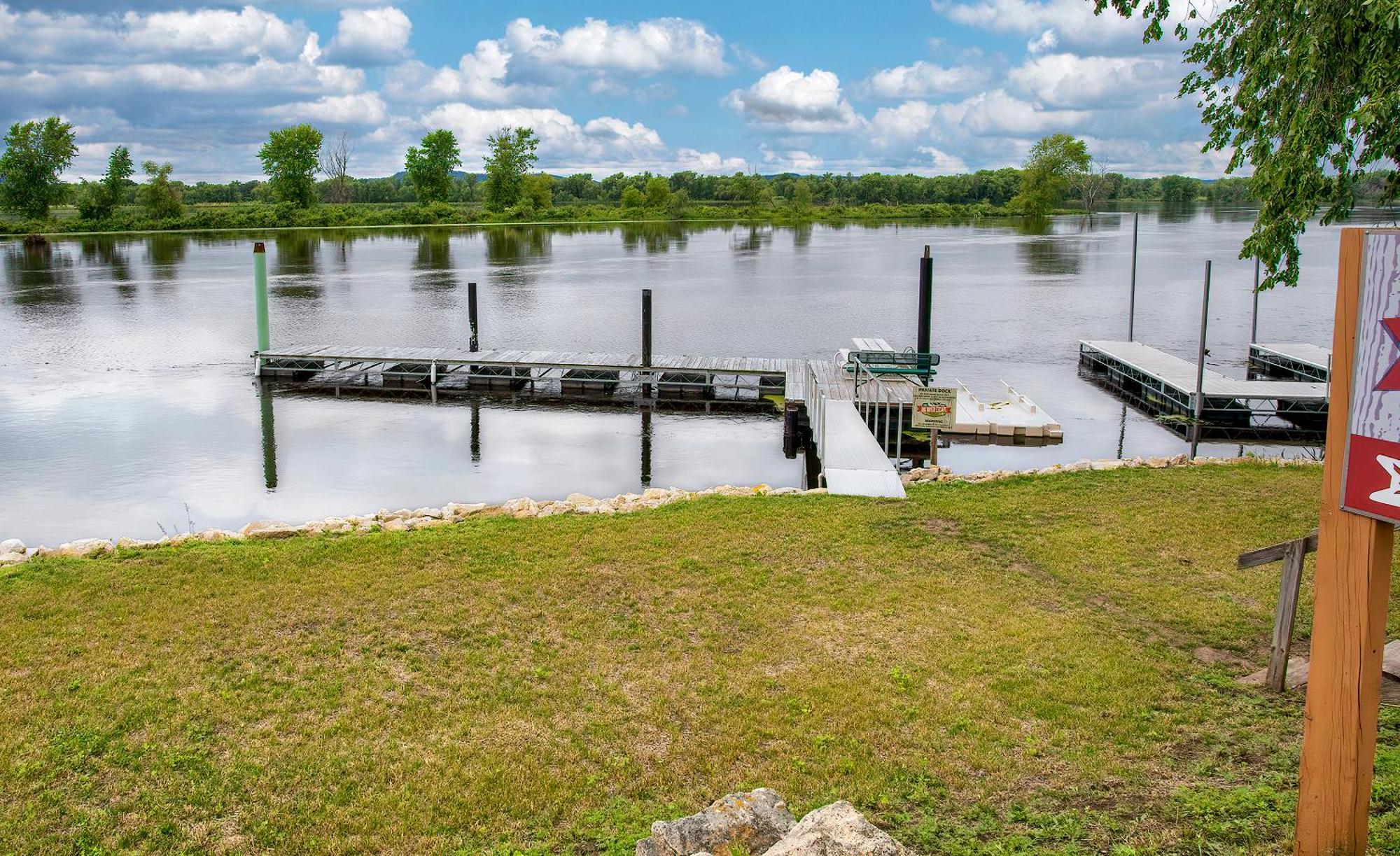 Big River Escape Riverside Cabins Buffalo City Exterior foto